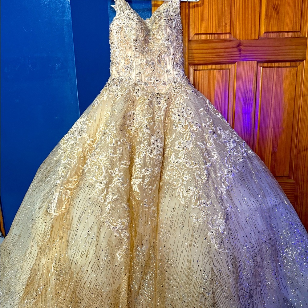 Gold sweet sixteen dress